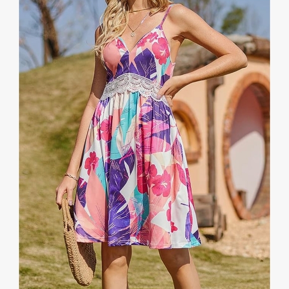 LAISHEN Floral Spaghetti Strap Dress - Picture 5 of 5